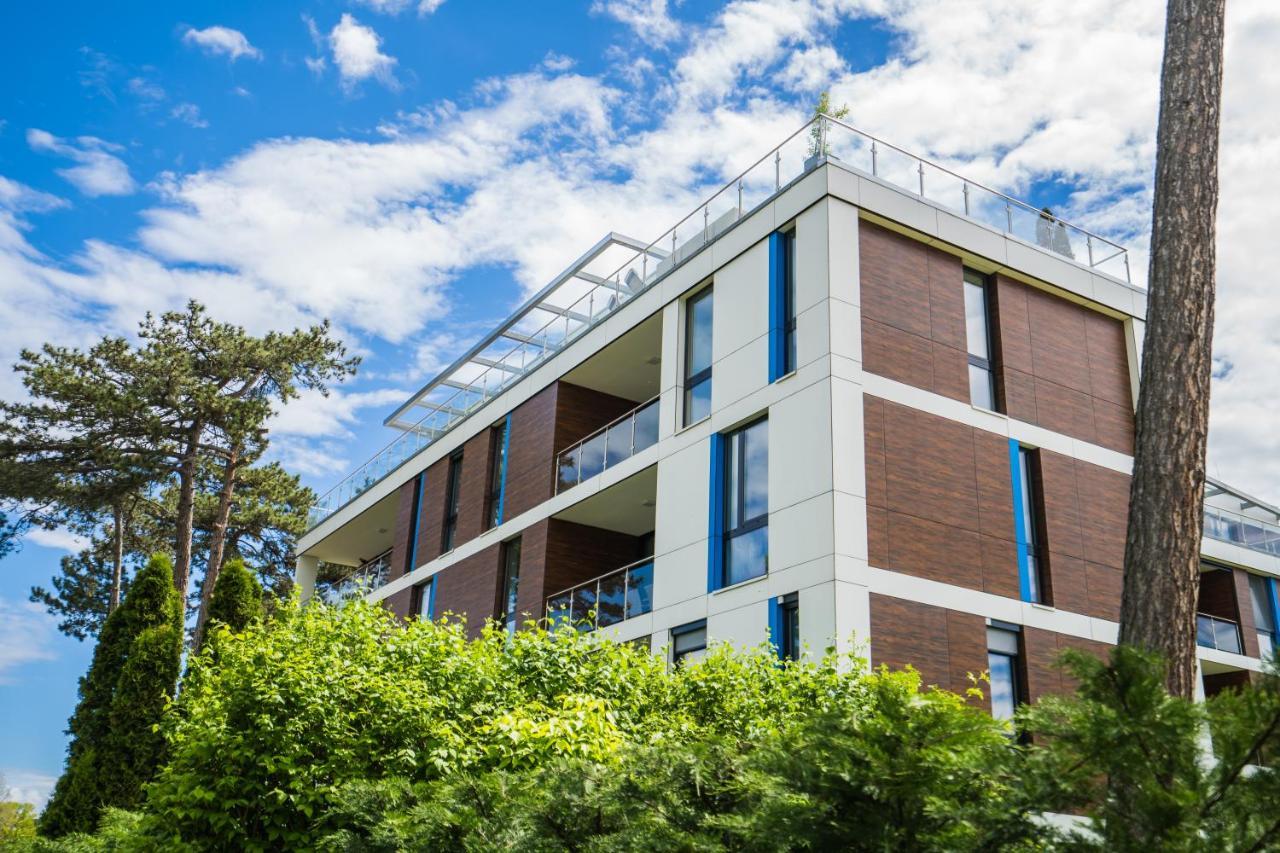 Mf Port Azur Wellness Apartments Siófok Exteriör bild