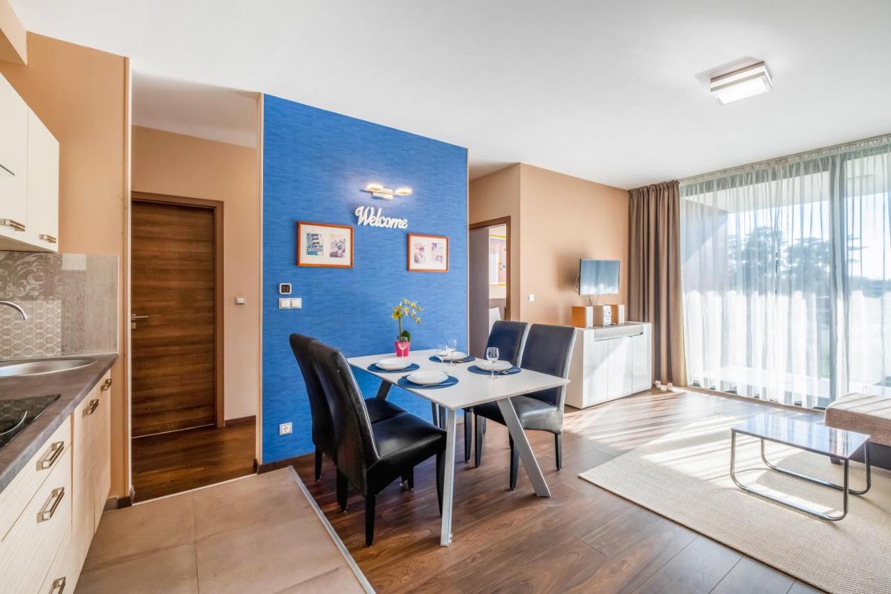 Mf Port Azur Wellness Apartments Siófok Exteriör bild